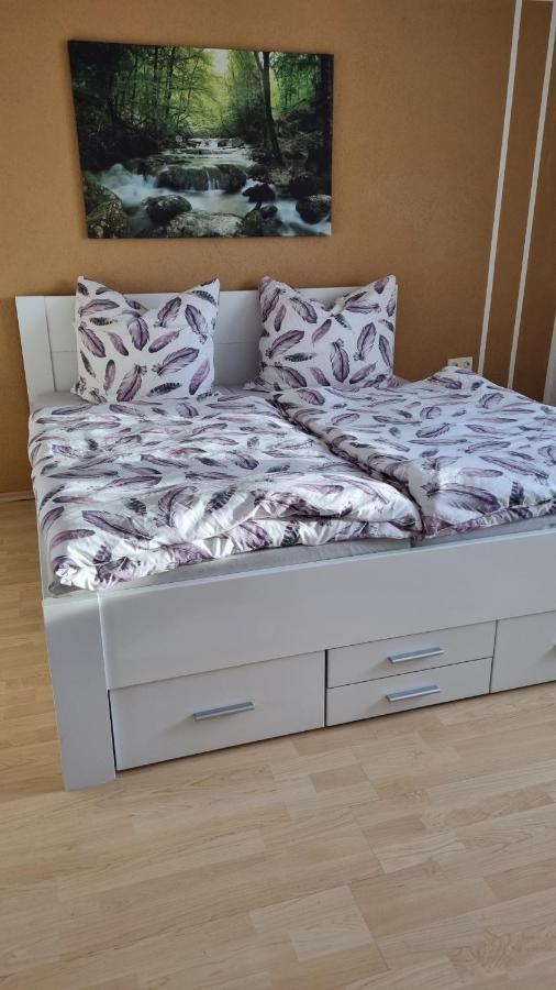 לופינגן Schoene 2-Zimmer Ferienwohnung מראה חיצוני תמונה